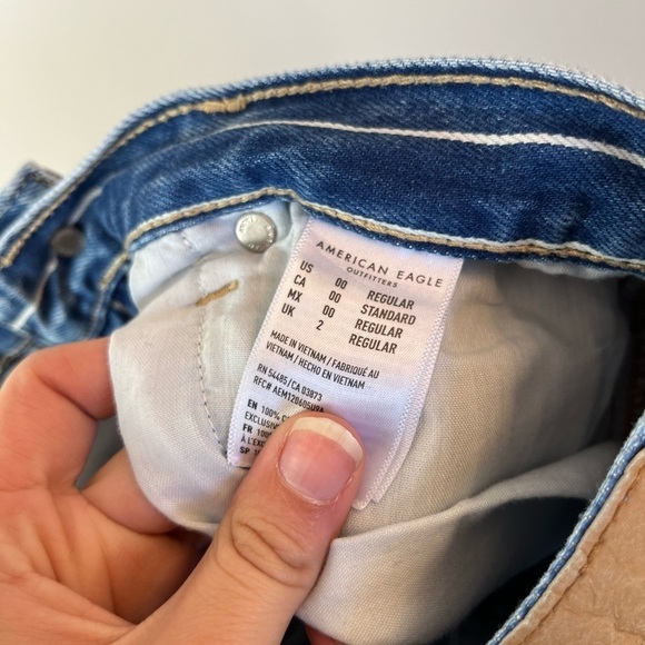 American Eagle Retro High Waisted Mom Jean Striped 00 - Picture 4 of 5